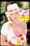 Silvia Saint das Blumenmädchen
