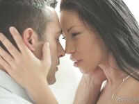 Mya Diamond mit sinnlichem Sex