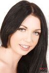 Isabella Clarks Arsch wird von Kathia Nobili gestreckt
