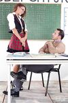 Alexis Brill sitzt im Schwanz des Lehrers