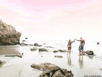 Jessica Moore fickt am Strand
