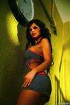 Black Angelica wird mit Sperma in die Brust getroffen