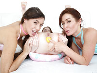 Tiffany Doll und Sheena Shaw und Anna De Ville's Anal Porno