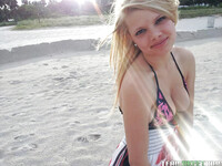 Stella Banxxx Große Titten blondes Küken