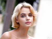 Ariel die heiße Amateur-Blondine