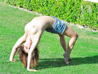 Stacey das flexible Mädchen