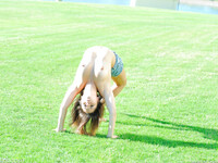 Stacey das flexible Mädchen
