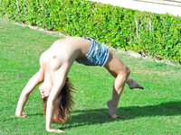 Stacey das flexible Mädchen