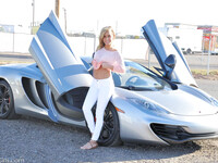 Kennedy Leigh die heiße Blondine