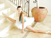 Claire, die sexy Ballerina