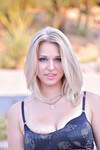 Lacey Johnson die großbusige blonde Tussi