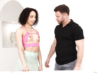Alexis Tae das kleine Titty-Halbblut-Küken