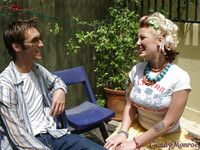 Candy Monroe liebt schwarzen Schwanz
