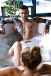 Sicilia in der Badewanne gefickt