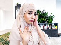 Aaliyah Yasin die volle arabische Küken gefickt