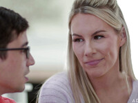 Bunny Madison beim Sex mit einem jungen Kerl
