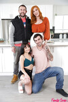 Lauren Phillips und Aria Valencia haben Sex in einem Vierer