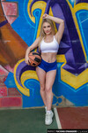 Bunny Madison die großen Titten blonde Milf