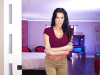 Reagan Foxx mit heißer reifer Frau ficken