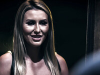 Paige Owens sanft gefickt
