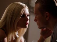 Glamorous blond mädchen mit wild dreier - Candee Licious und Fanta Sie hot fuck