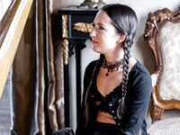 Freya Von Doom und Claire Roos ficken sich wie das Ende der Welt