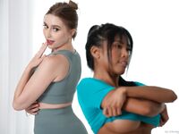 Mann Schnee und Laney Grey erhalten einander zum Orgasmus