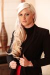 Blonde holly herz sucks die bbc und wird gefickt, während ihr kuckold ehemann Uhren
