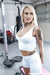 Stephanie liebe die fitness mylf schwer gefickt von sie personal trainer