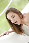 Amirah adara gibt super blow Jobs und wird gefickt im Wasser
