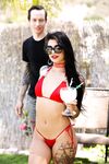 Gina Valentina und der tätowierte Mann