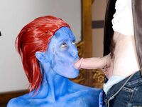 Nicole Aniston ist der xmen-Actionheld