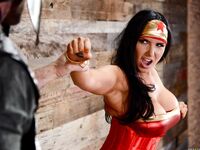 Romi Rain der Superstar