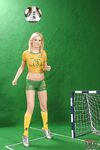 Yasmine Gold das sexy Fußballmädchen