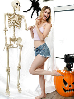Mia Kay und Molly Little haben einen Dreier