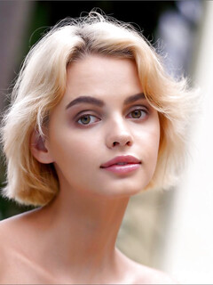Ariel die heiße Amateur-Blondine