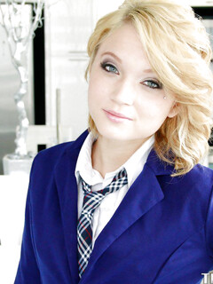 Dakota Skye das bisexuelle Schulmädchen